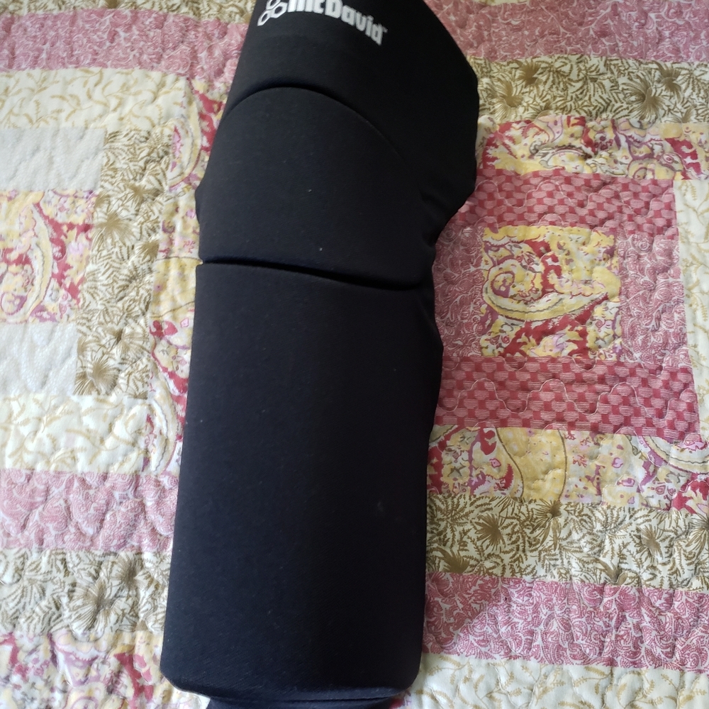 McDavid sliding knee pad